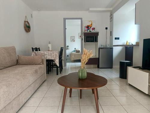 Saint-Aignan-Grandlieu Apartamento | T1 cosy avec jardin à 7 min de l'aéroport, proche de Nantes