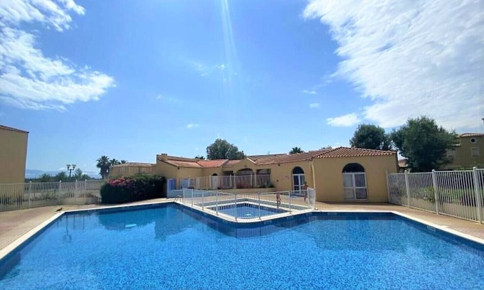 Les Hauts de Canet Apartamento | T2 air-conditioned for 5P, Swimming pool / Tennis / Parking / Cleaning included