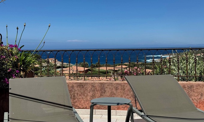 Marine de Saint Ambroggio Apartamento | T2 climatizado con terraza 40 M2 muy bonita vista al mar en residencia con piscina