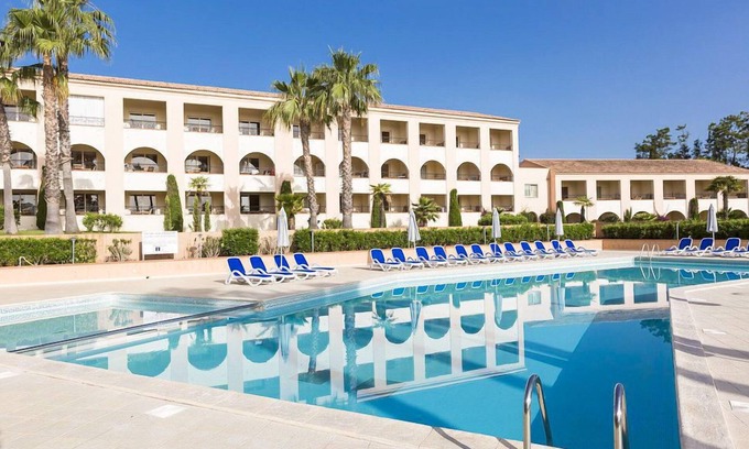 Bravone Condominio | T2 climatisé à 200m de la plage ! Piscine + balcon