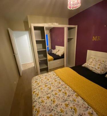 Les Ulis Apartamento | T2 entier Chambre+Salon+Cuisine