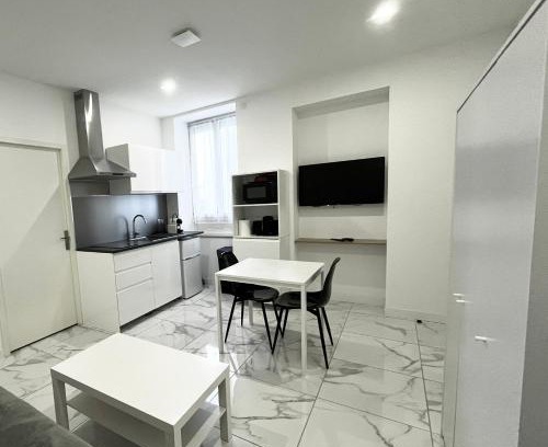 Grand Trou - Saint Jean De Dieu Apartamento | T2 moderne à 10 min du centre-ville de Lyon