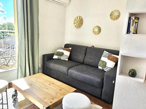Guilhemery Apartamento | T2 neuf - centre - Parking supp
