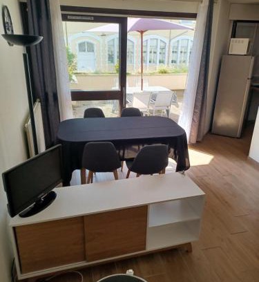 Voiron Apartamento | T2 parking privé proche centre ville et gare