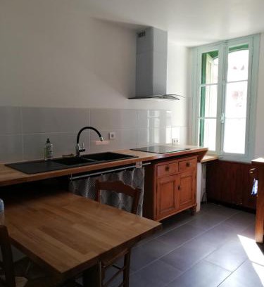 Prats-de-Mollo-la-Preste Apartamento | T2 petite terrasse coeur de ville