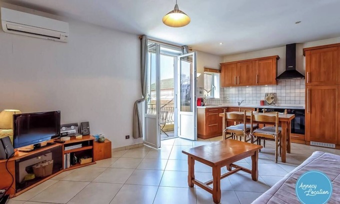 Menthon-Saint-Bernard Apartamento | T3 Apartment – Le Saint Bernard