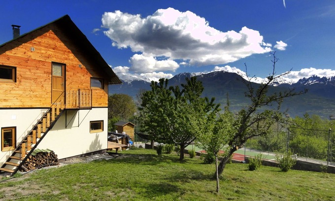Embrun Apartamento | Apartamento EMBRUN tipo 3 Mansardé, tenis privado en un parque de 2 hectáreas