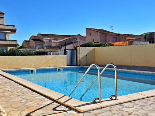 Marseillan Plage Apartamento | T3 au RDC avec piscine, terrasse et parking - 6 pers, proche plage à Marseillan - FR-1-387-210