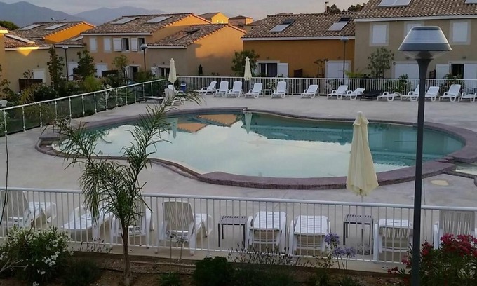 Latour-Bas-Elne Casa | T3 duplex villa 2.2 km from the beach