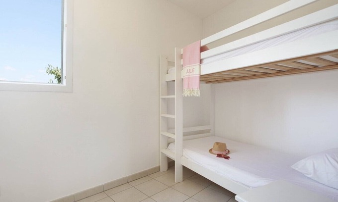 Cabries Apartamento | T3 Meublé Avec Terrasse à Cabriès - Résidence Service Avec Piscine & Golf