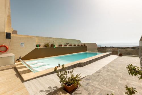 Xewkija Hotel | Ta'Battista Guesthouse with pool - Gozo