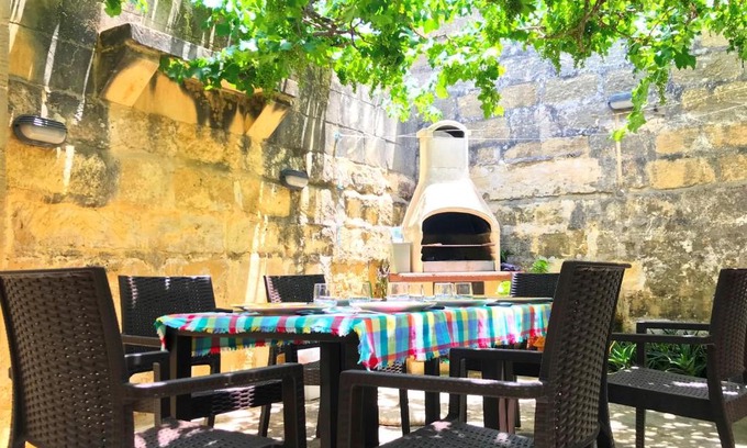 Xewkija Casa | Ta Martin Farmhouse - Holiday Home In Gozo, Malta