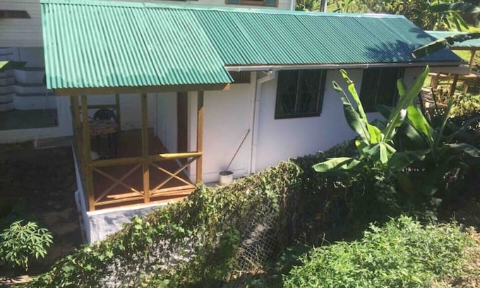 Castara Apartamento | Tadpoles, Castara, Tobago garden view 5 minutes from the beach