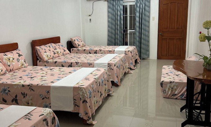 Paoay Casa | Taguipuro Paoay Lake-Family Rm 1