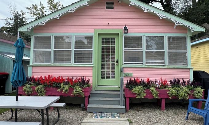 Plymouth Casa | Tahiti*sleeps 5*near beach*fire pit*outdoor shower*grill