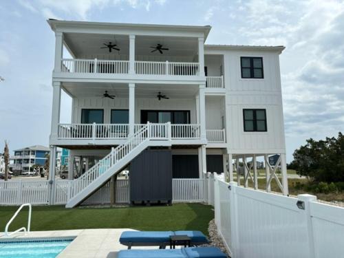 Ocean Isle Beach Casa | Take Me A-Wave