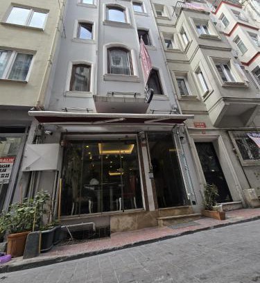 Taksim Hotel | Taksim AlyonSuite Hotel Istanbul