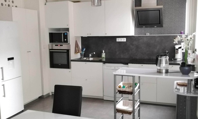 Talence Apartamento | Talence Very nice apartment T3 with 2 bedrooms on ground floor Fiber and WIFI