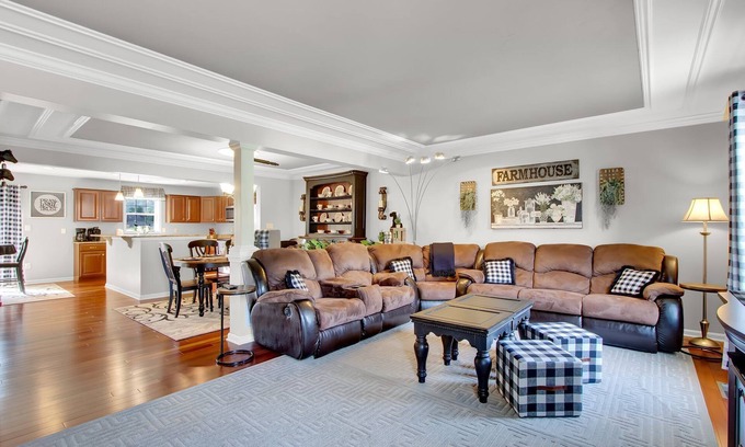 Fairfield Casa | Tall Haven in Historic Fairfield, PA- 2.5 Miles from Liberty Mountain- Sleeps 8