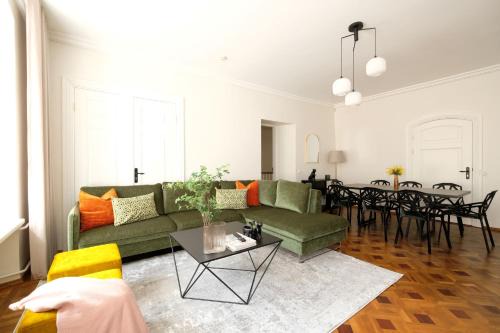 Old Town Apartamento | Tallinn City Apartments 4 bedroom Toompea Old Town