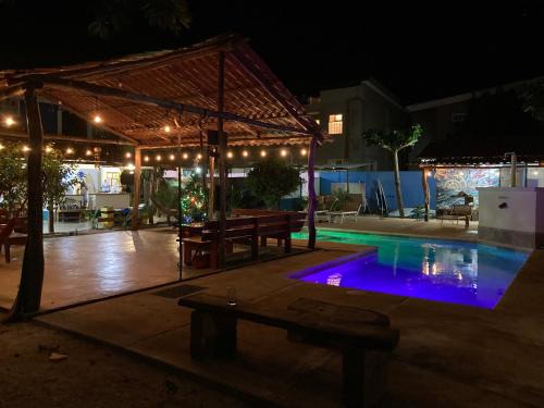 Tamarindo Hostal | TamaHostel & Glamping