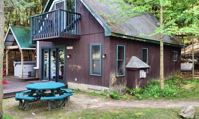 Saranac Lake Cabina | Tamarac Cabin at Colden Lodge