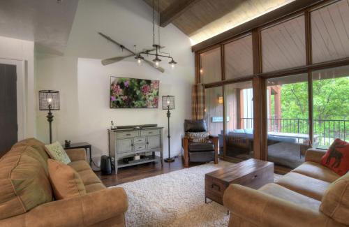 Purgatory Casa | Tamarron Gambel Oak - 757