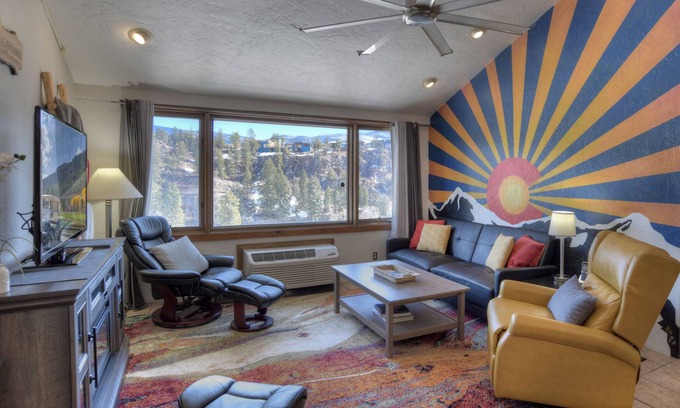 Purgatory Condominio | Tamarron Treasure (#502) | 10 min to Ski - Golf/Pool/Hot Tub/AC - Views