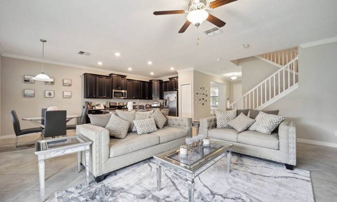 Riverview Casa | Tampa Dream Home: Game Room, Theater, Beaches & Top Attractions!
