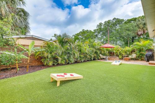 Carver City - Lincoln Gardens Casa | Tampa Home with Fire Pit, Yard, Cornhole and More!