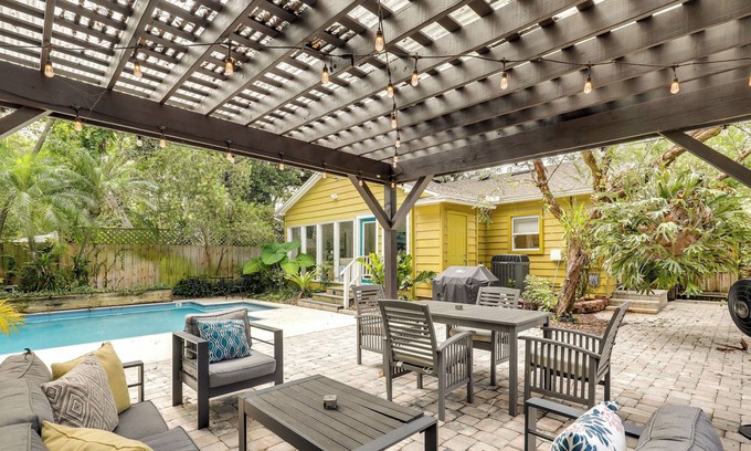 Riverside Heights Casa | Tampa Vacation Home w/ Private Pool + Gas Grill!