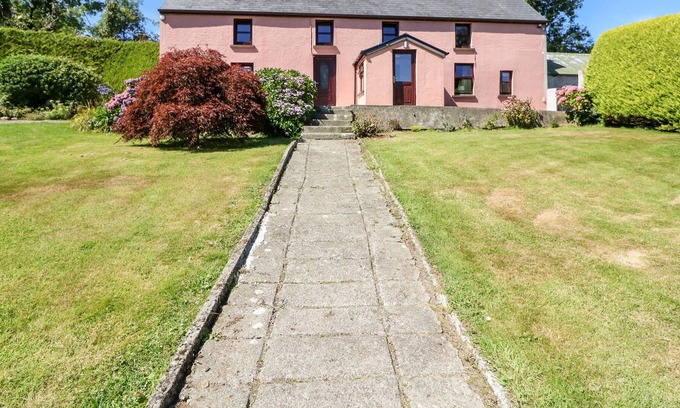 Shiplake Casa | TANAHILL FARMHOUSE, family friendly in Rosscarbery, County Cork