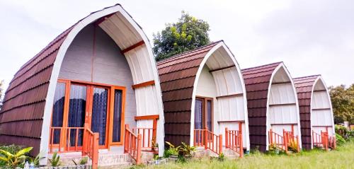 Kecamatan Sembalun Hotel | Tangga Bungalows