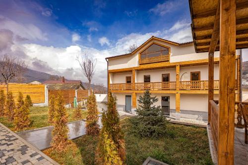 Dilijan Hotel | Taniqinn Dilijan Hotel