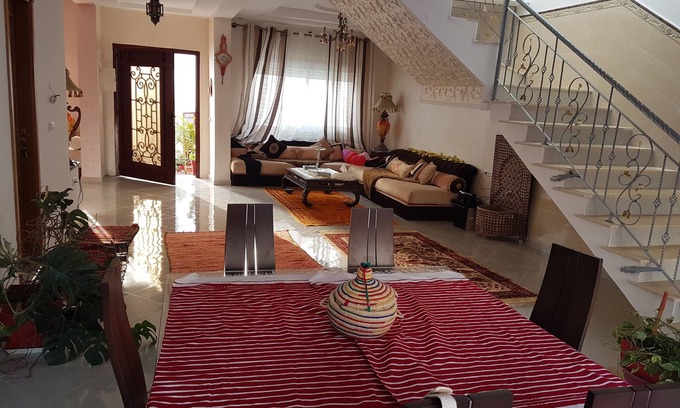 Boukhalef Casa | Tanjitan Hospitalite
