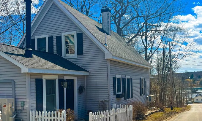 Bucksport Casa | Tannery Brook Cottage