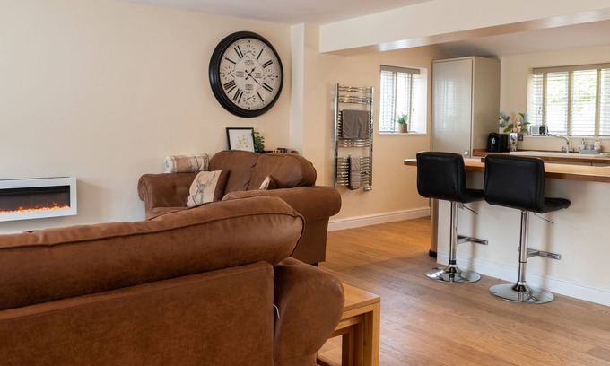 Northleach Cabaña | Tannery Corner Stunning Detached Cotswold Cottage