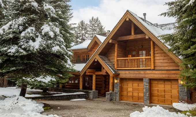 Blackcomb Chalet De Esquí | ❄︎Tantalus Chalet❄︎ 5 BR Chalet with Hot Tub Ski-Out Blackcomb Mtn