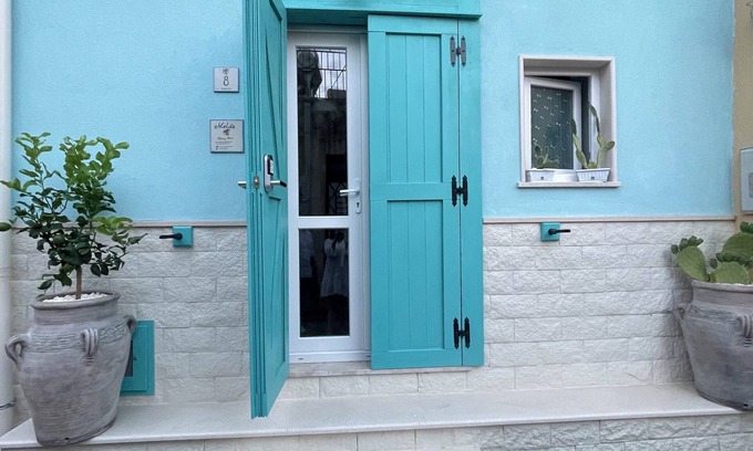 Santa Teresa di Riva Apartamento | Taormina relaxation in cozy house a few steps from the beach self check-in