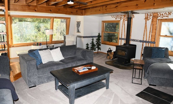 Taos Ski Valley Casa | Taos Ski Valley Amizette Mountain House