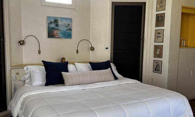 Long Beach Estates Cama Y Desayuno | Tarpon deluxe room
