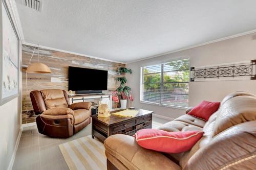 Tarpon Springs Casa | Tarpon Springs Family Vacation 5 mins to beach