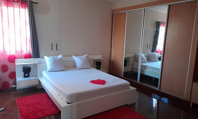 Tarrafal Casa | Tarrafal House
