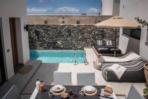 Neo Kalamaki Casa | Tarsia Homes & Suites