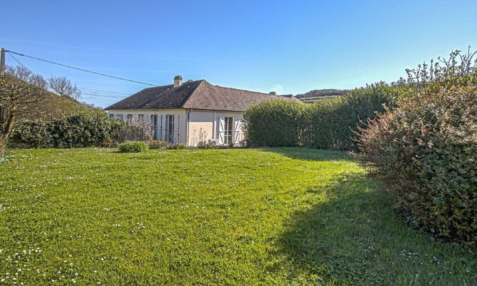 Sainte-Honorine-des-Pertes Casa | Elegante casa de vacaciones en Aure sur Mer con jardín