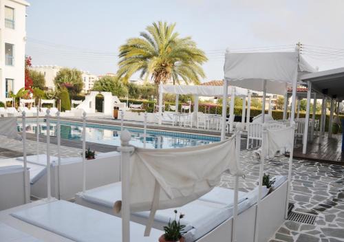 Paphos Apartamento | Tasmaria Aparthotel