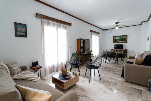 Leonidio Apartamento | Tasos Apartment