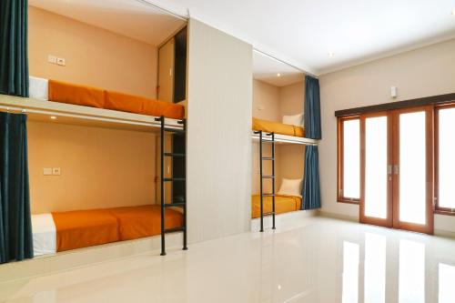 Bukit Casa | Taste of Bali Hostel