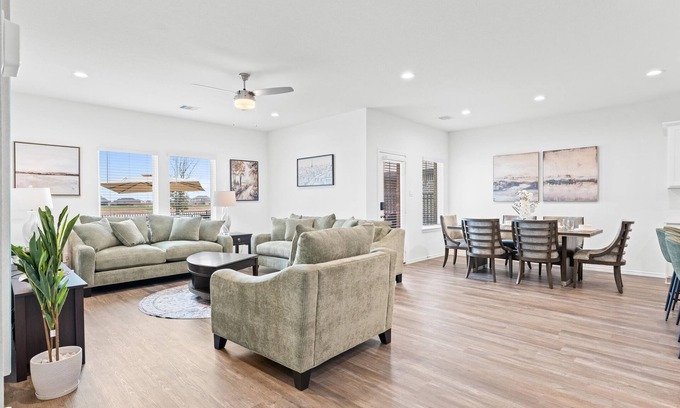 Katy Casa | Tastefully furnished apartment in Katy!