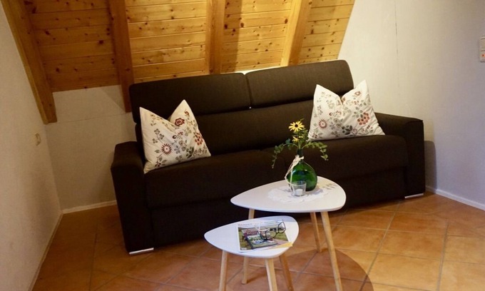 Sugenheim Apartamento | Tastefully renovated 2-room non-smoking apartment with garden view